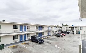 Motel 6-Long Beach, Ca - International City